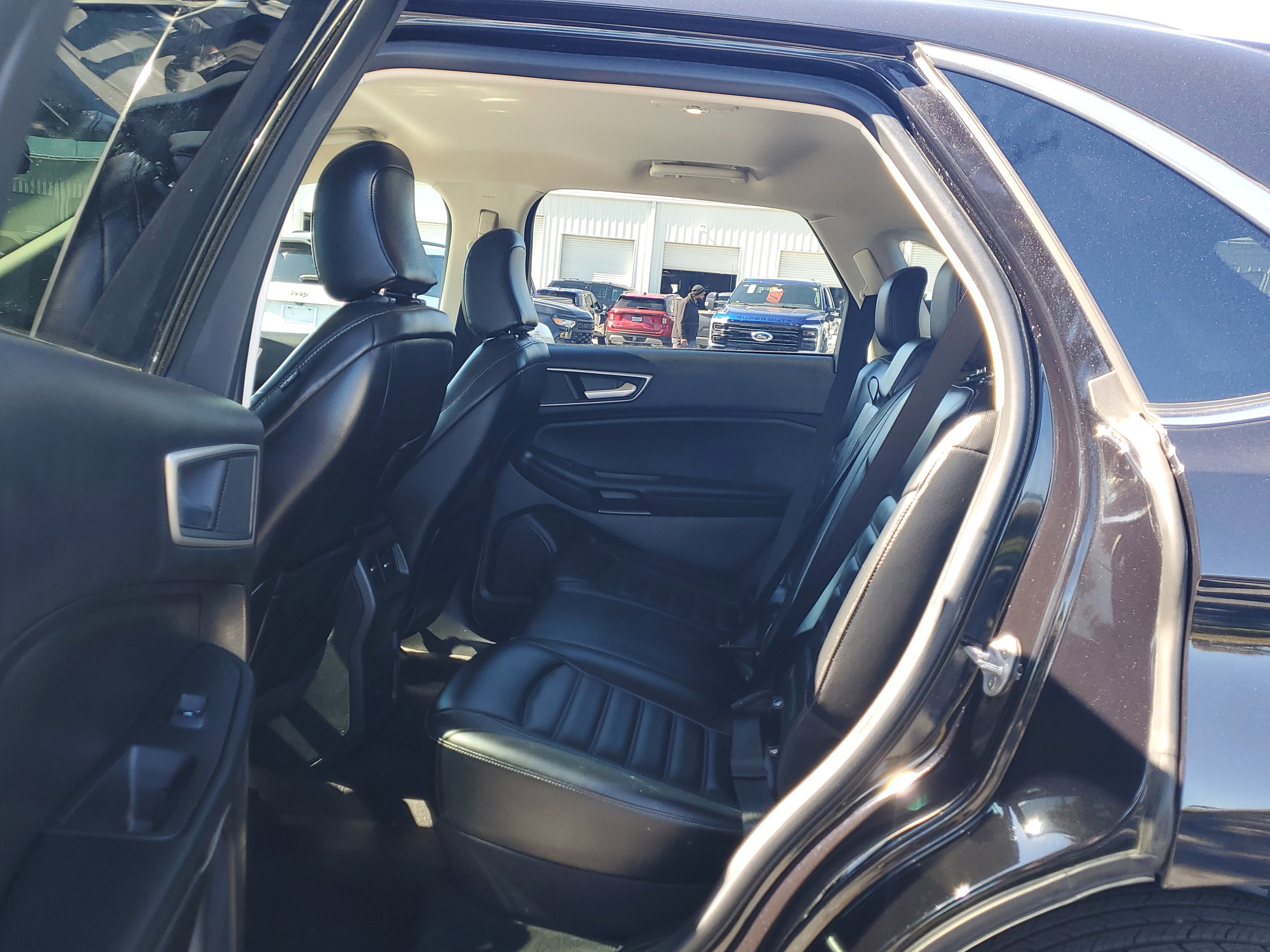 Certified 2024 Ford Edge SEL image 13