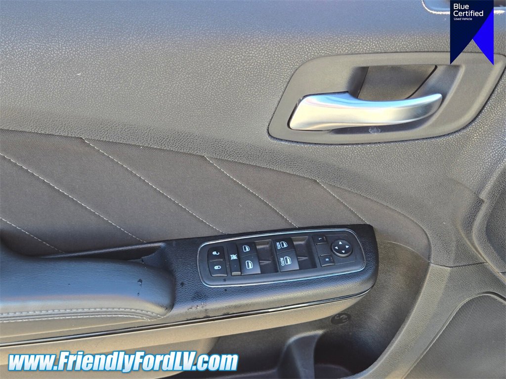 Used 2022 Dodge Charger GT w/ Blacktop Package image 19