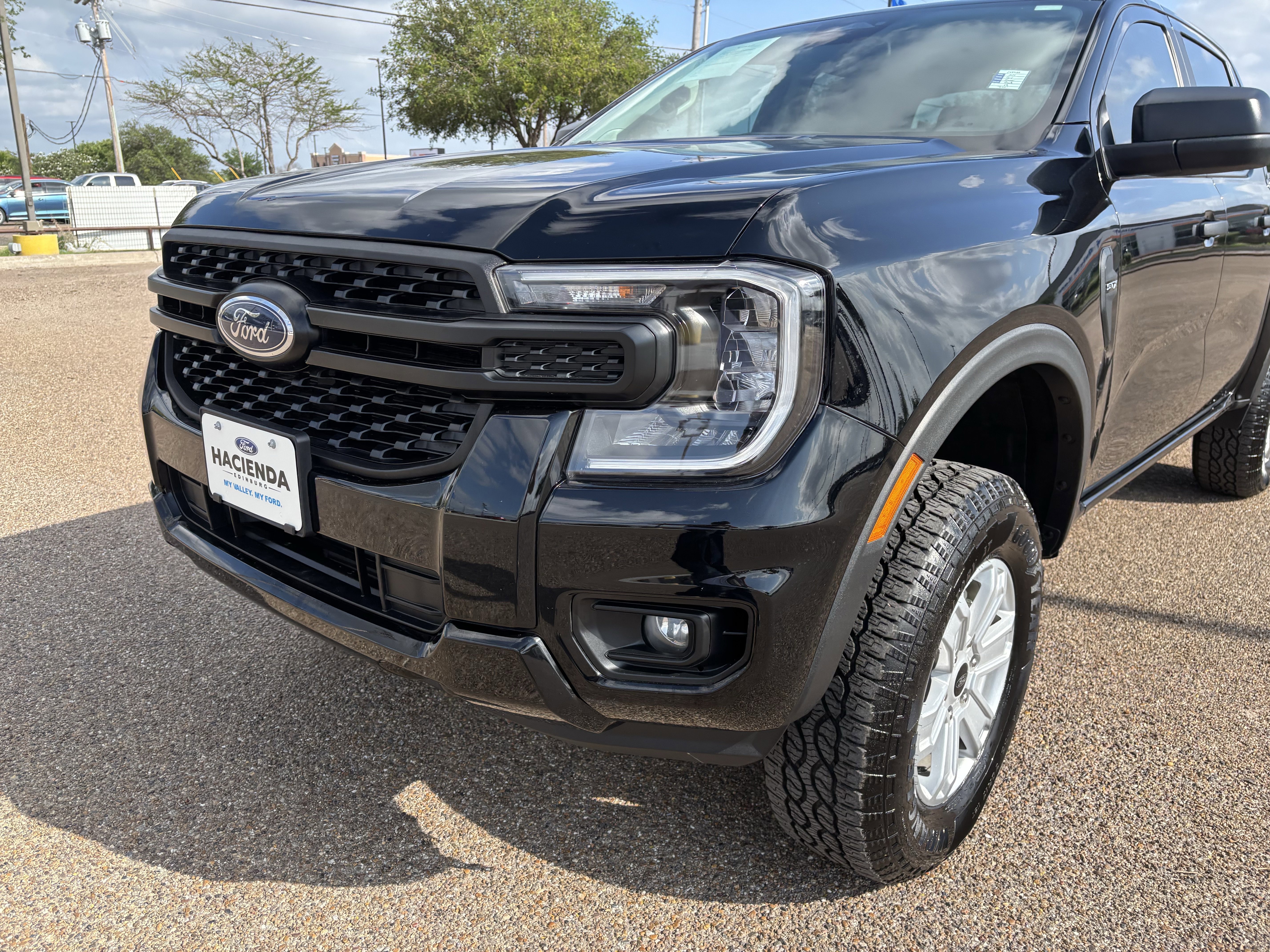 Certified 2024 Ford Ranger XL w/ Trailer Tow Package AWD/4WD image 2