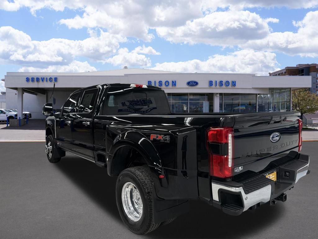 Certified 2025 Ford F350 Lariat w/ Lariat Ultimate Package AWD/4WD image 5