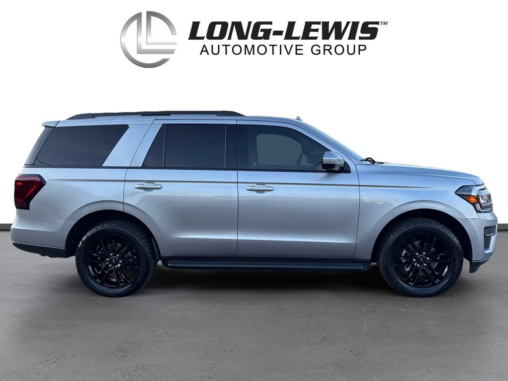 Certified 2024 Ford Expedition XLT RWD image 8