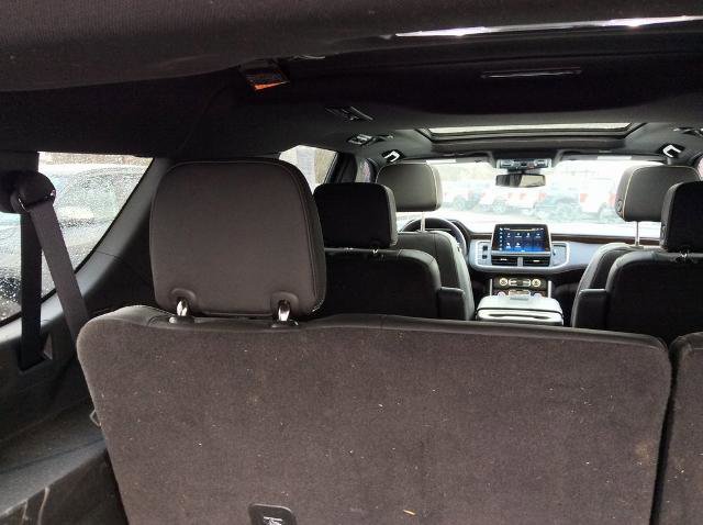 Used 2023 Chevrolet Suburban Premier image 12