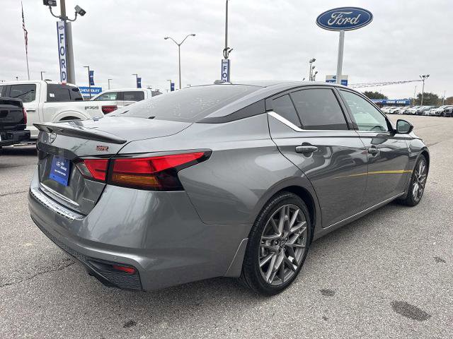 Used 2023 Nissan Altima 2.0 SR image 5