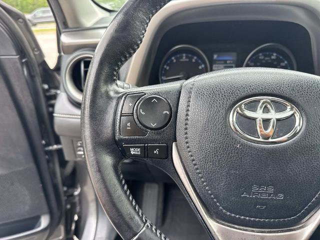 Used 2017 Toyota RAV4 XLE FWD image 23