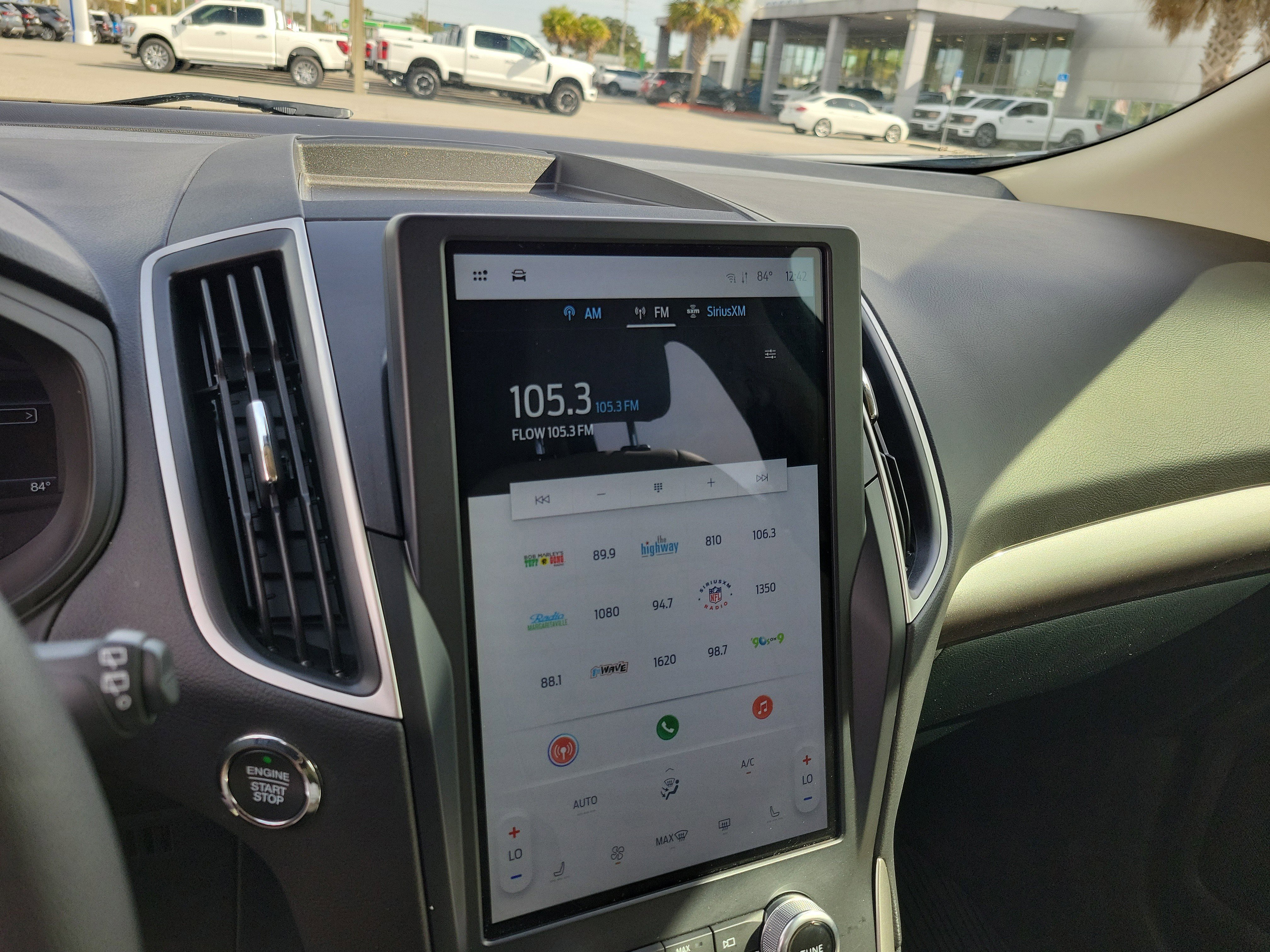 Certified 2024 Ford Edge SEL w/ Convenience Package image 17