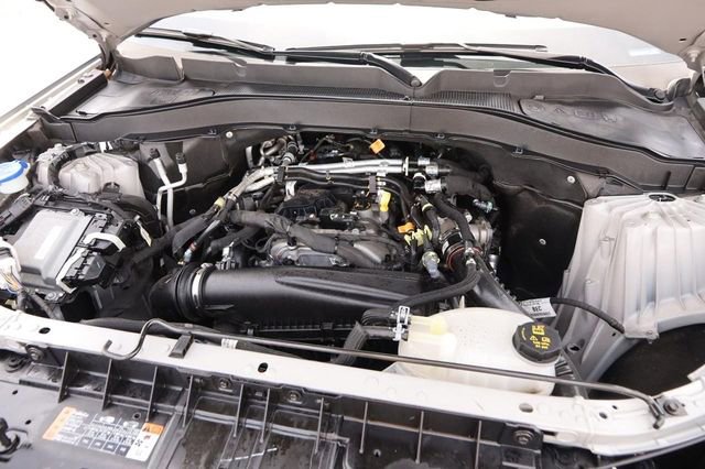 Certified 2025 Ford Explorer Active w/ Active Comfort Package AWD/4WD image 34
