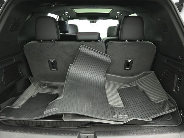 Used 2024 Chevrolet Traverse RS w/ LPO, Floor Liner Package image 34