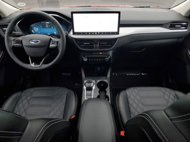 Certified 2023 Ford Escape Platinum w/ Premium Technology Package image 30