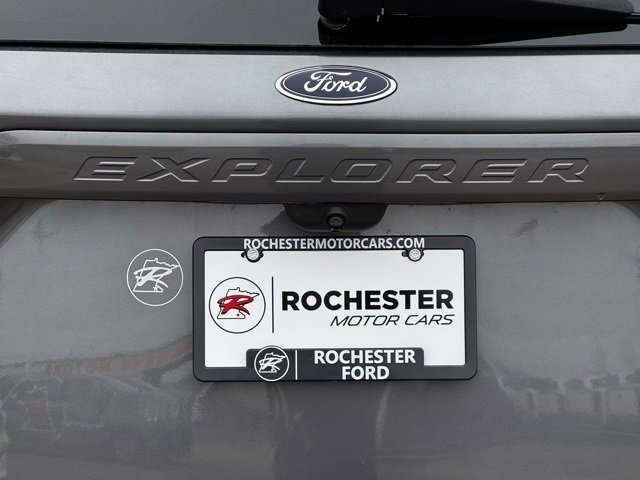 Certified 2022 Ford Explorer XLT w/ XLT Sport Appearance Package image 42