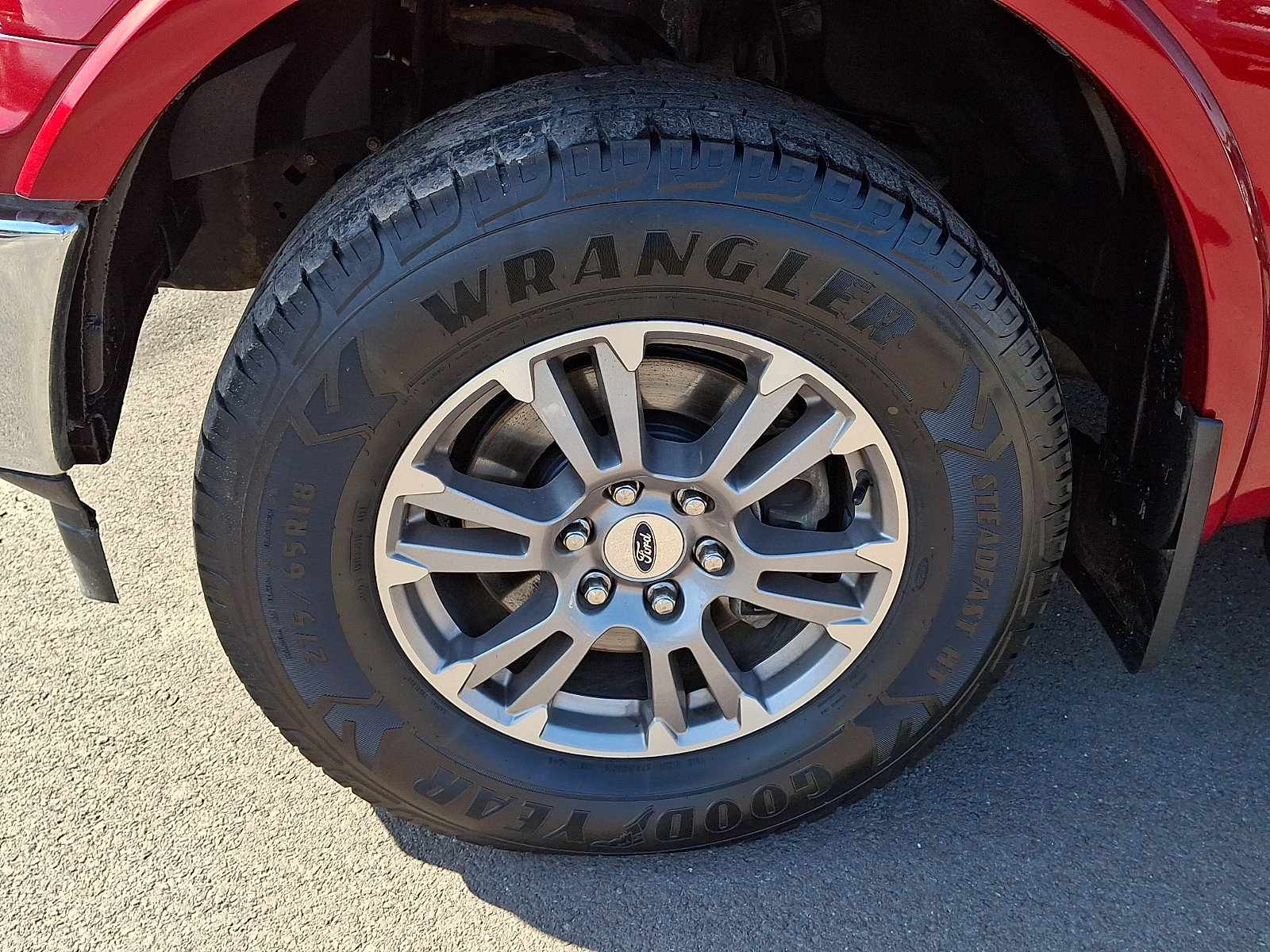 Certified 2019 Ford F150 Lariat image 28