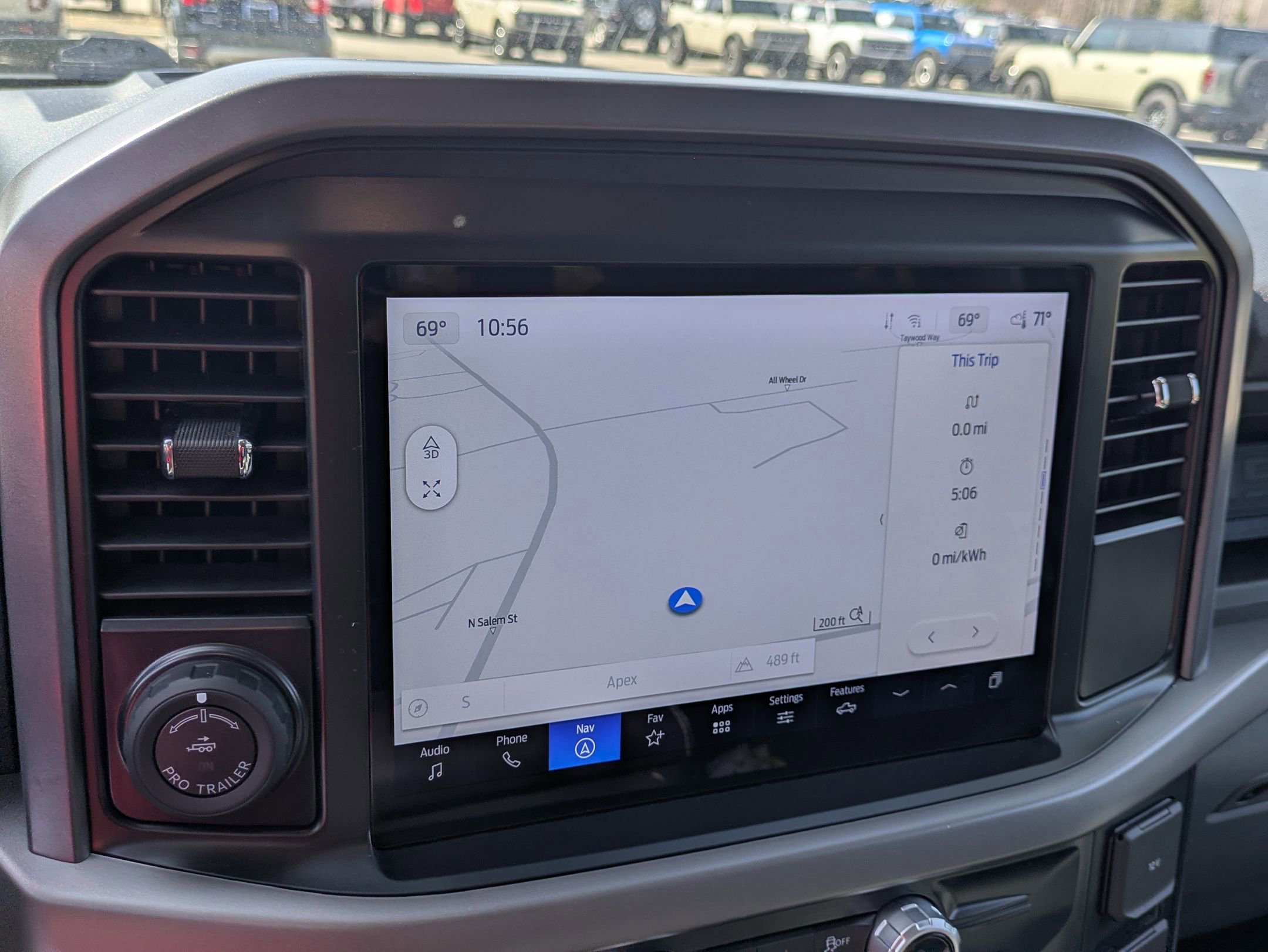 Certified 2025 Ford F150 Lightning XLT image 25