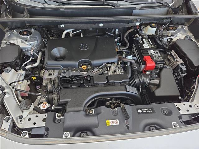 Used 2021 Toyota RAV4 XLE AWD/4WD image 22
