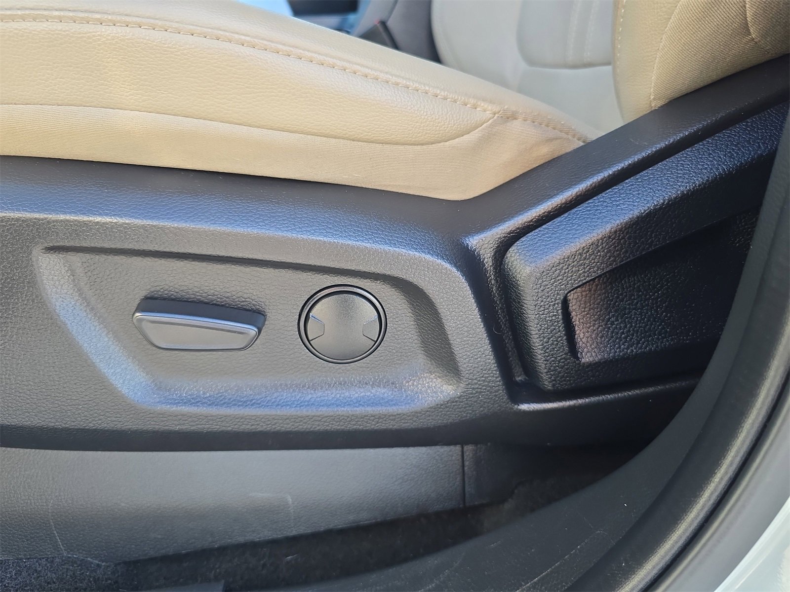 Certified 2023 Ford Ranger Lariat w/ FX4 Off-Road Package image 15