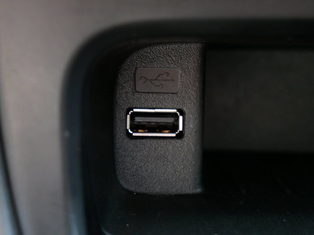 Certified 2018 Ford Focus SEL FWD image 26