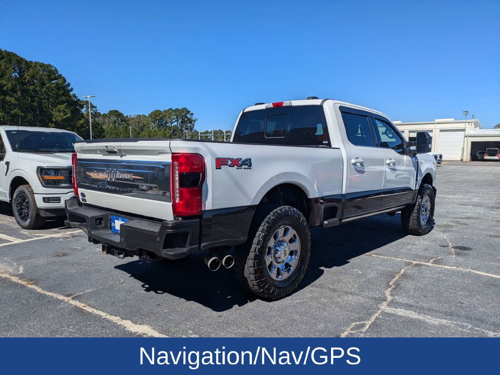 Certified 2025 Ford F250 King Ranch w/ FX4 Off-Road Package AWD/4WD image 4