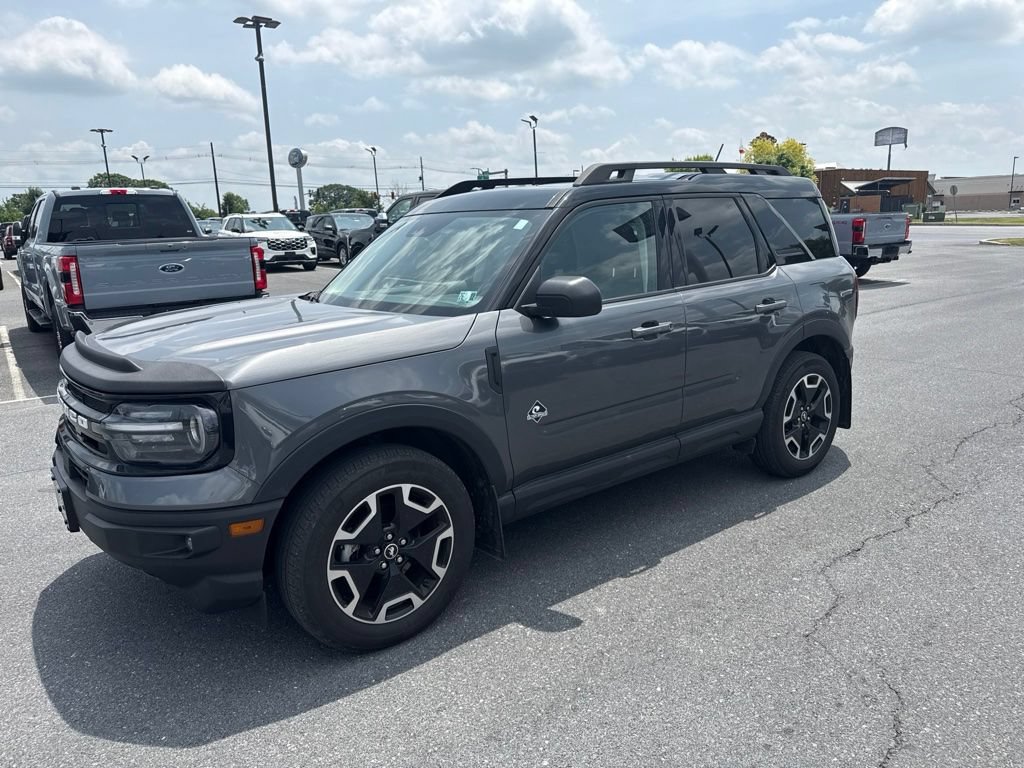 Certified 2024 Ford Bronco Sport Outer Banks w/ Tech Package AWD/4WD image 2