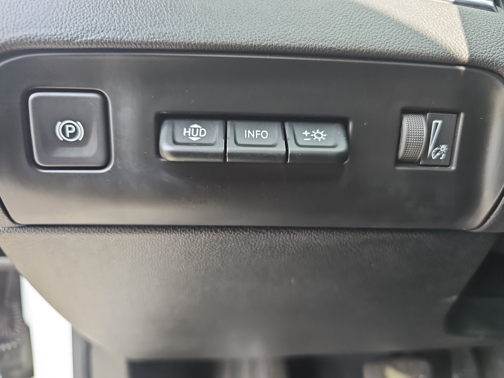 Used 2022 Buick Enclave Premium FWD image 25