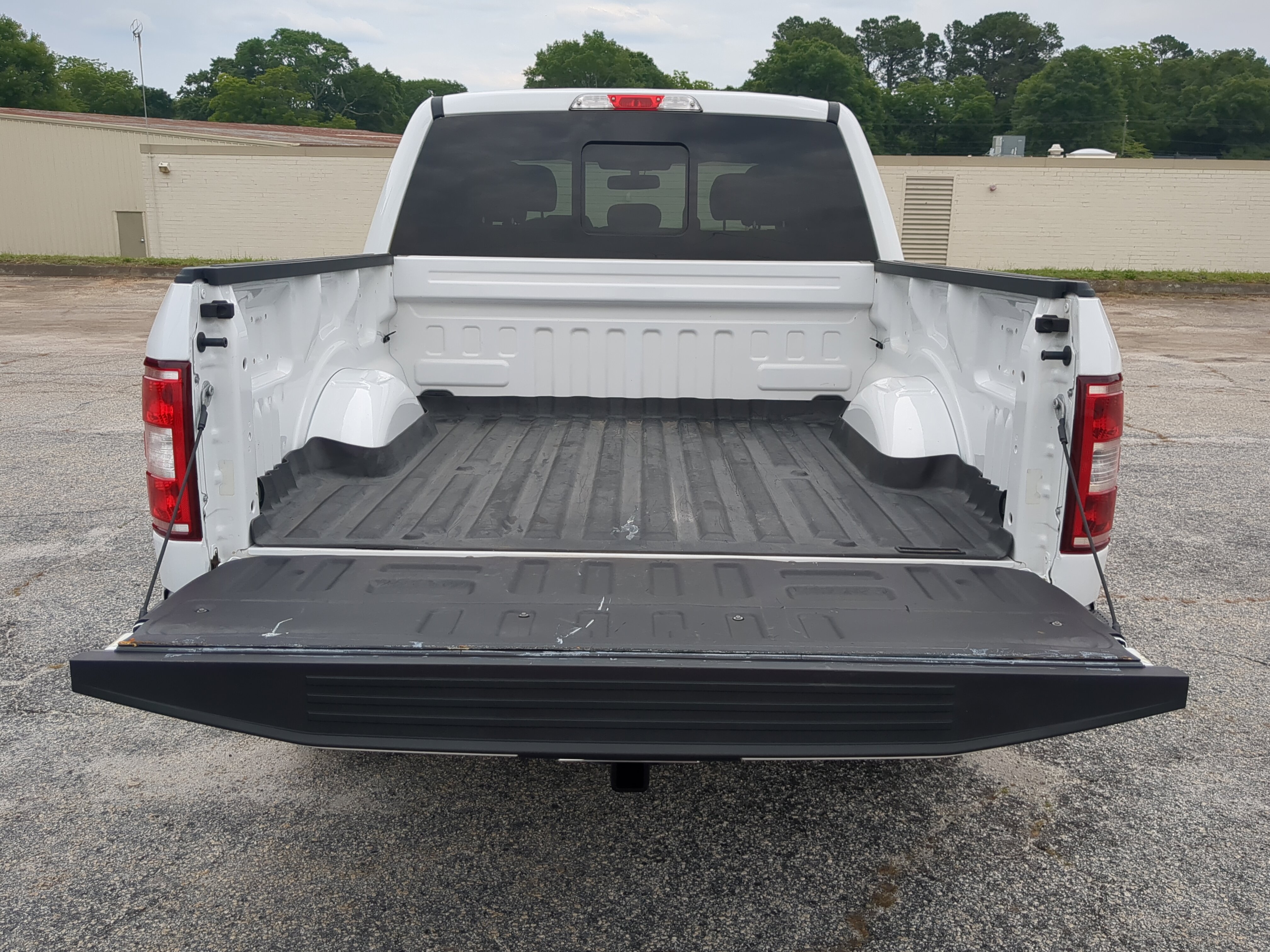 Certified 2020 Ford F150 XLT w/ Equipment Group 302A Luxury RWD image 11
