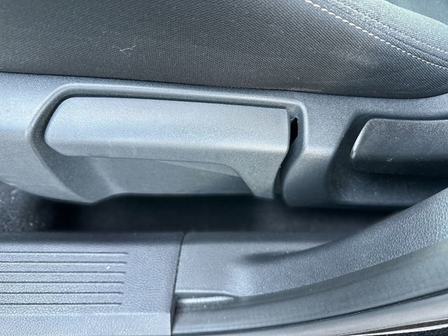 Used 2023 Nissan Rogue S AWD/4WD image 13