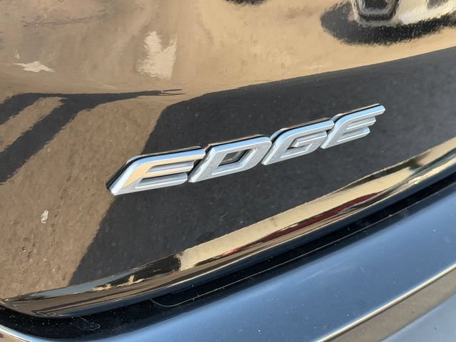 Certified 2020 Ford Edge Titanium w/ Cargo Accessory Package FWD image 14