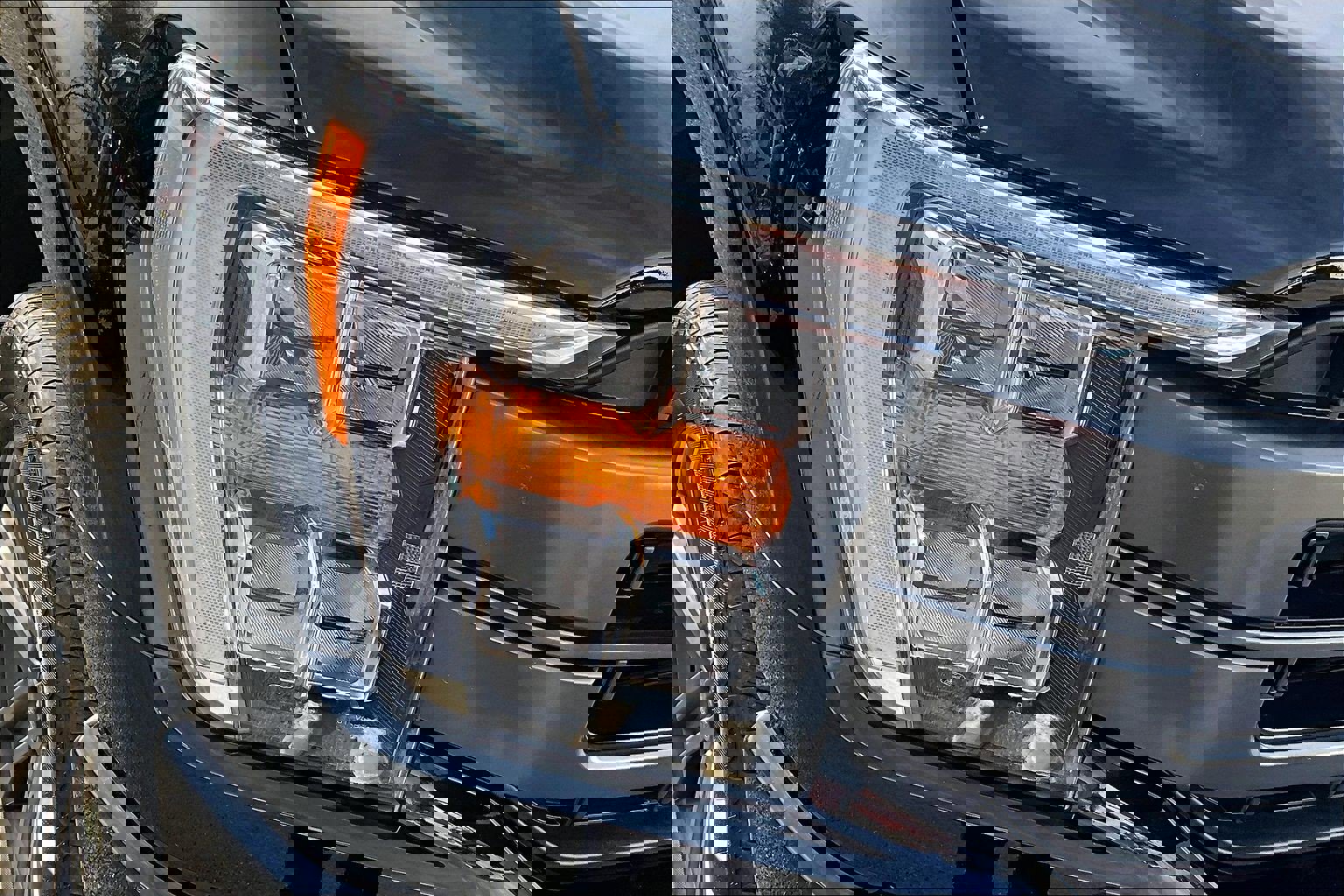 Certified 2022 Ford F150 Lariat image 30