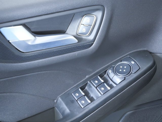 Certified 2025 Ford Escape ST-Line AWD/4WD image 18