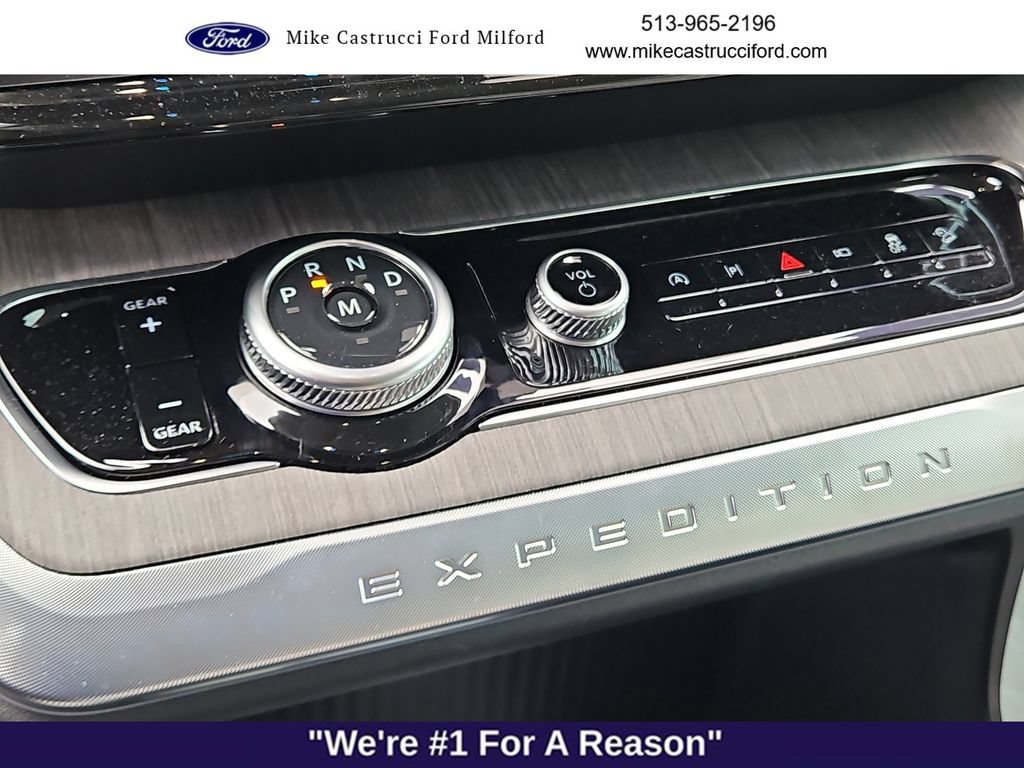 Certified 2025 Ford Expedition Platinum w/ Platinum Ultimate Package AWD/4WD image 20