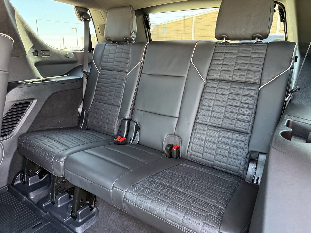 Used 2025 Cadillac Escalade Sport Platinum image 28