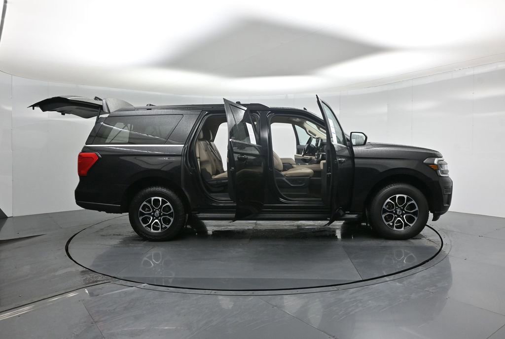 Certified 2024 Ford Expedition Max XLT image 34