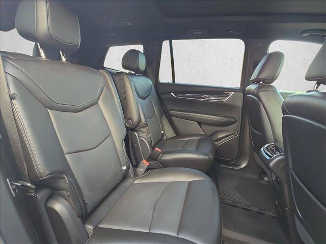 Used 2022 Cadillac XT6 Premium Luxury w/ LPO, ONYX Package FWD image 20