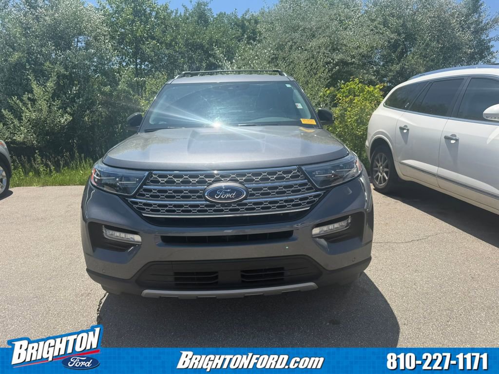 Certified 2023 Ford Explorer Limited w/ Hybrid Equipment Group 310A AWD/4WD image 2