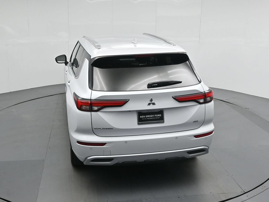 Used 2024 Mitsubishi Outlander SEL FWD image 39