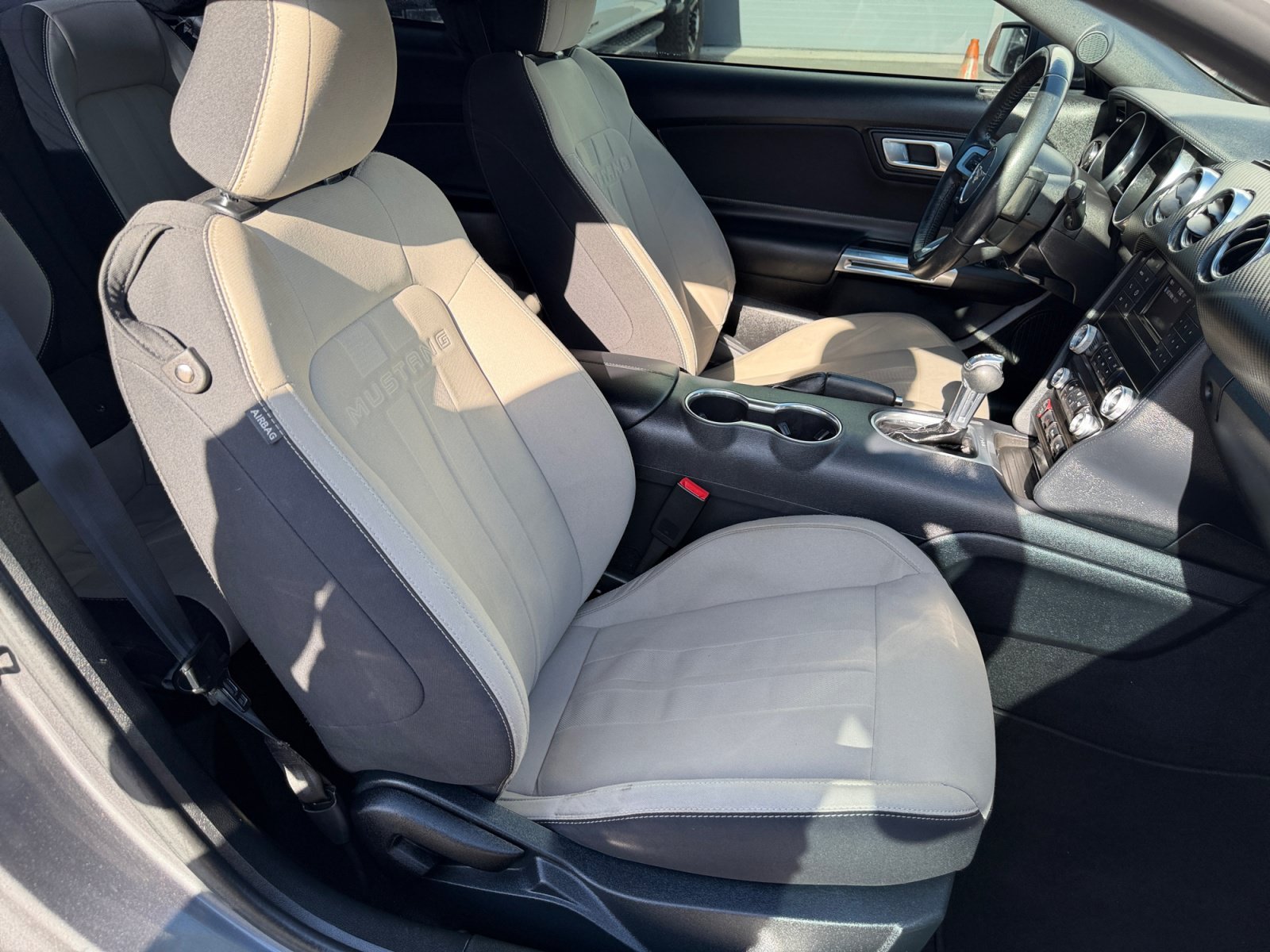 Certified 2021 Ford Mustang Coupe RWD image 29