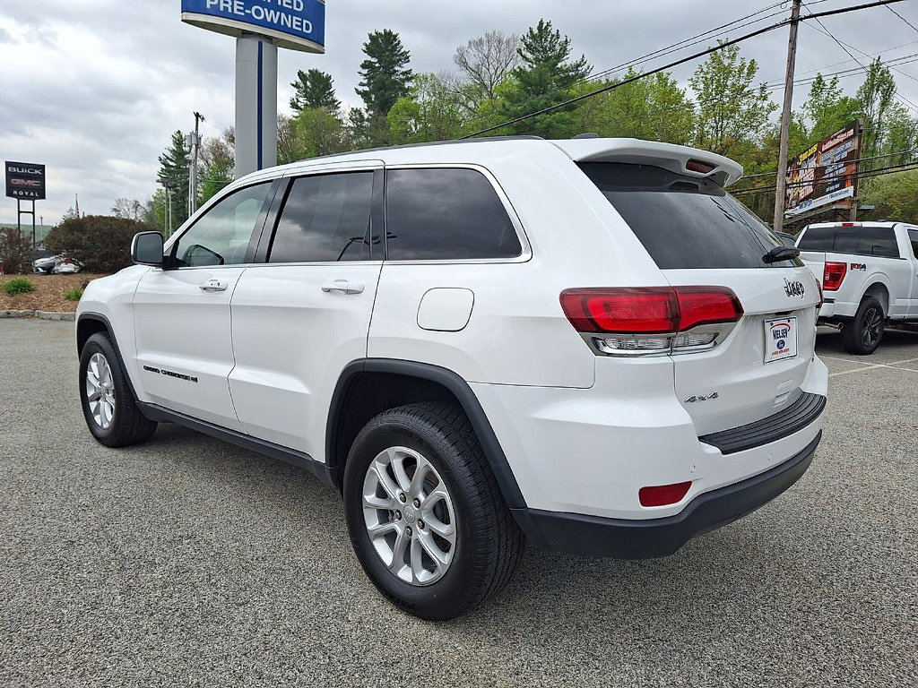 Used 2022 Jeep Grand Cherokee Laredo E AWD/4WD image 21