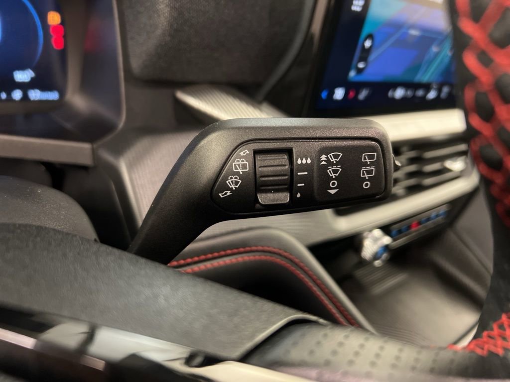 Certified 2025 Ford Explorer ST-Line image 21