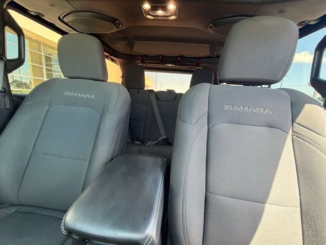 Used 2020 Jeep Wrangler Unlimited Sahara AWD/4WD image 12