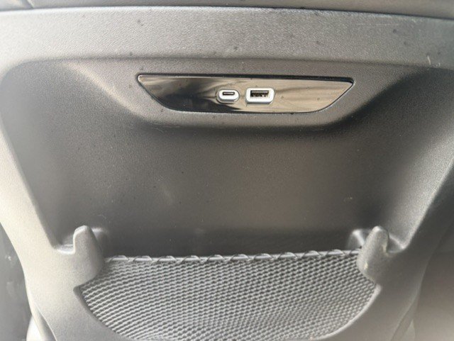 Used 2025 Chrysler Pacifica Select FWD image 27