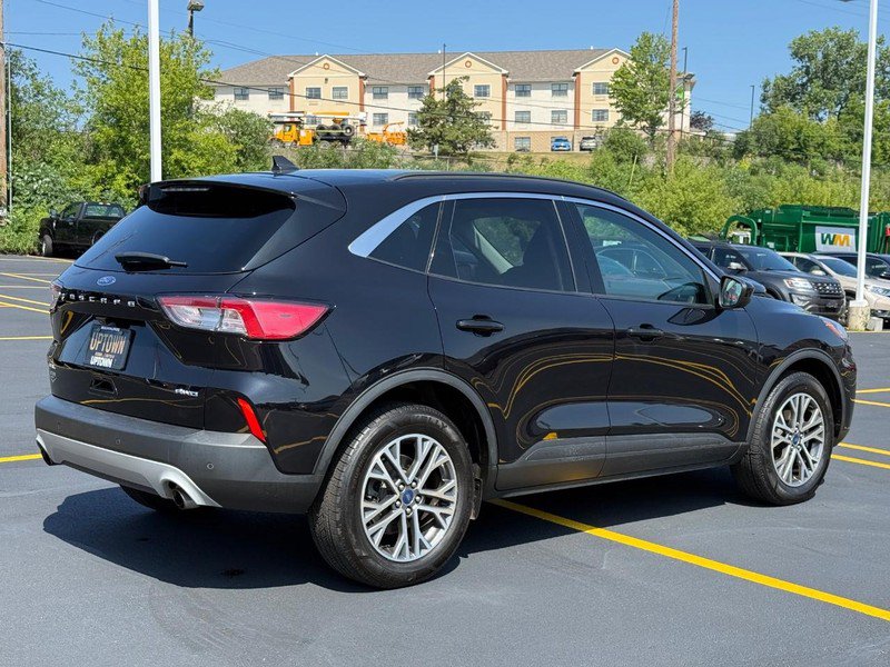 Certified 2022 Ford Escape SEL AWD/4WD image 3