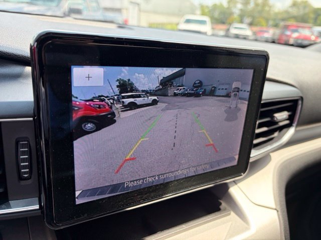 Certified 2022 Ford Explorer XLT w/ Equipment Group 202A AWD/4WD image 31