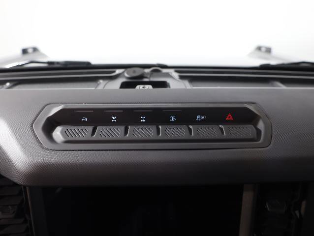 Certified 2025 Ford Bronco Badlands AWD/4WD image 28
