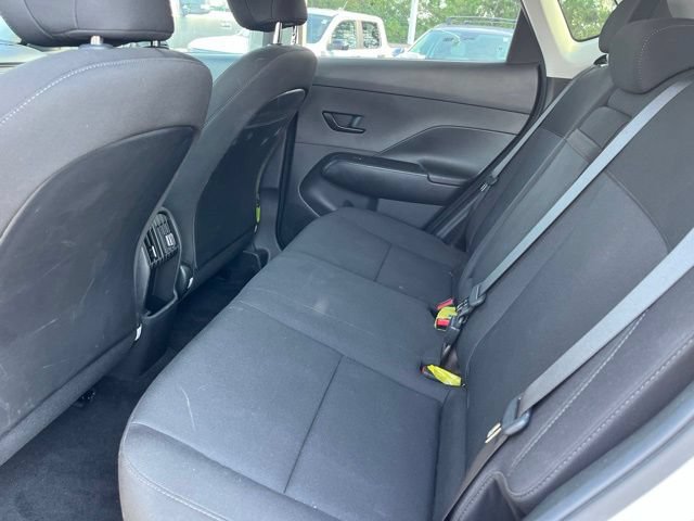 Used 2024 Hyundai Kona SEL FWD image 11