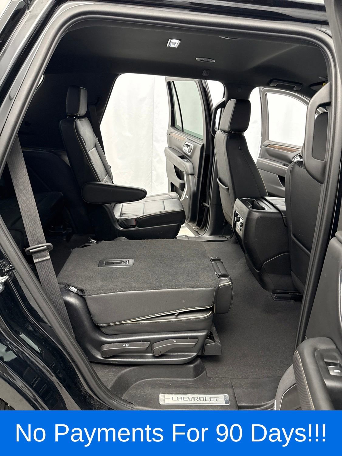 Used 2023 Chevrolet Tahoe Premier AWD/4WD image 40