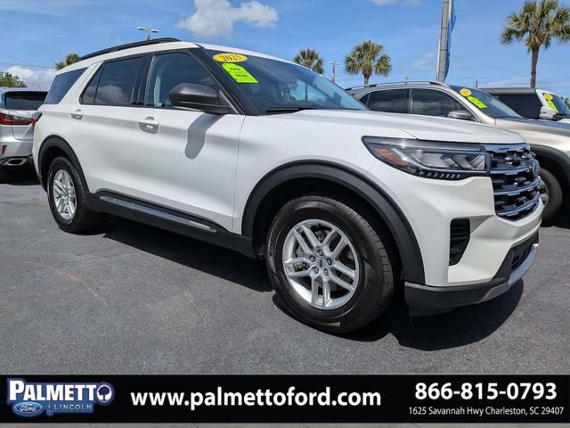 Certified 2025 Ford Explorer Active RWD image 2