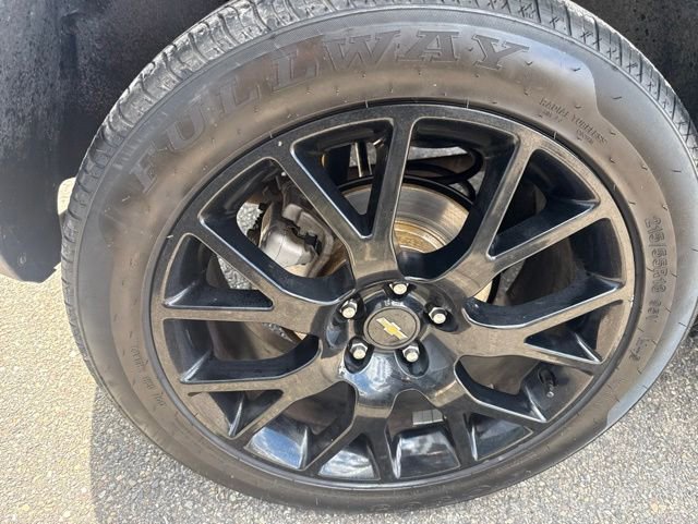 Used 2022 Chevrolet Trax LT w/ Midnight Edition AWD/4WD image 12