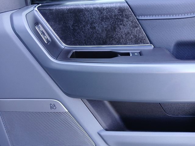 Certified 2022 Ford F150 XLT w/ Equipment Group 302A High image 16