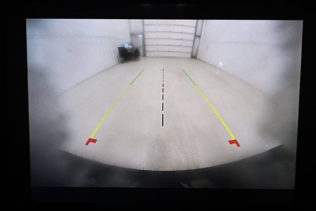 Used 2022 Jeep Wrangler Unlimited Sahara image 31