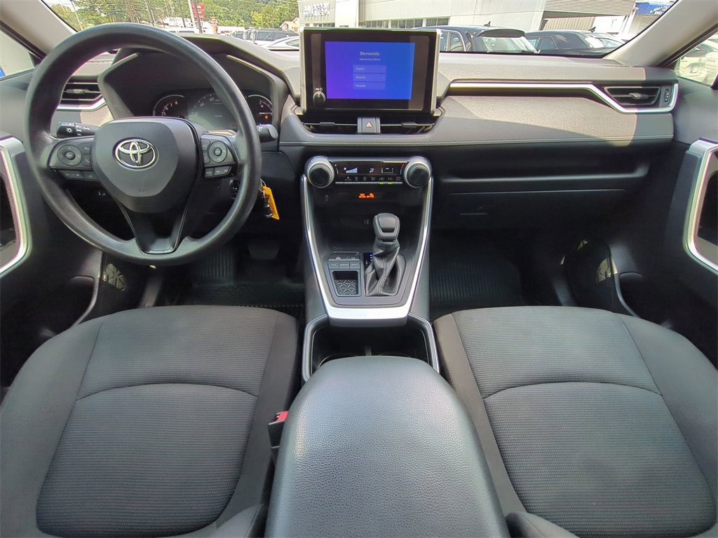 Used 2023 Toyota RAV4 LE image 15