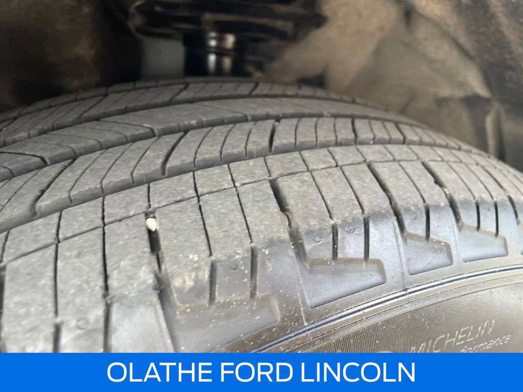 Certified 2025 Ford Escape ST-Line w/ Equipment Group 301A FWD image 31