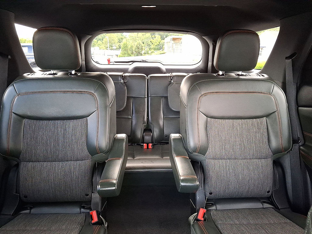 Certified 2022 Ford Explorer Timberline w/ Timberline Technology Package AWD/4WD image 13