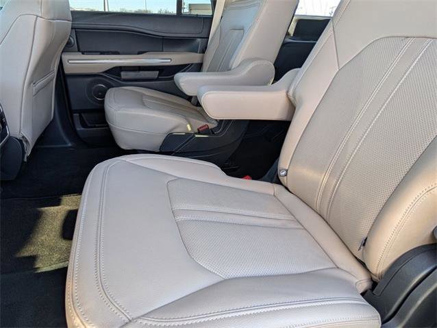 Certified 2023 Ford Expedition Limited image 28